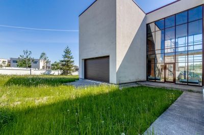 photo 12001_6452926d01bca_thumb.jpg