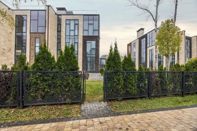 photo 690da56beef34_thumb.jpg