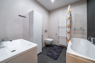 photo 12809_12642_68936109311b9_thumb.jpg