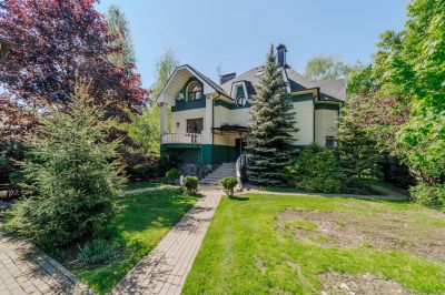 photo 12814_683409c50b5c8_thumb.jpg