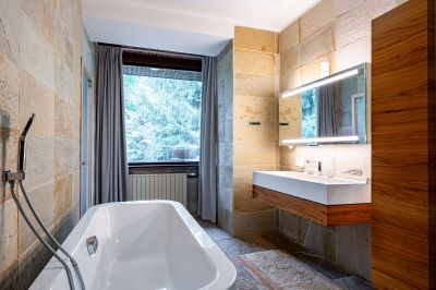 photo 12835_12809_12642_68936106d8221_thumb.jpg